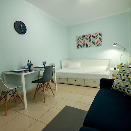 Appartamento Aegean Studio By The Sea II Peraía Esterno foto
